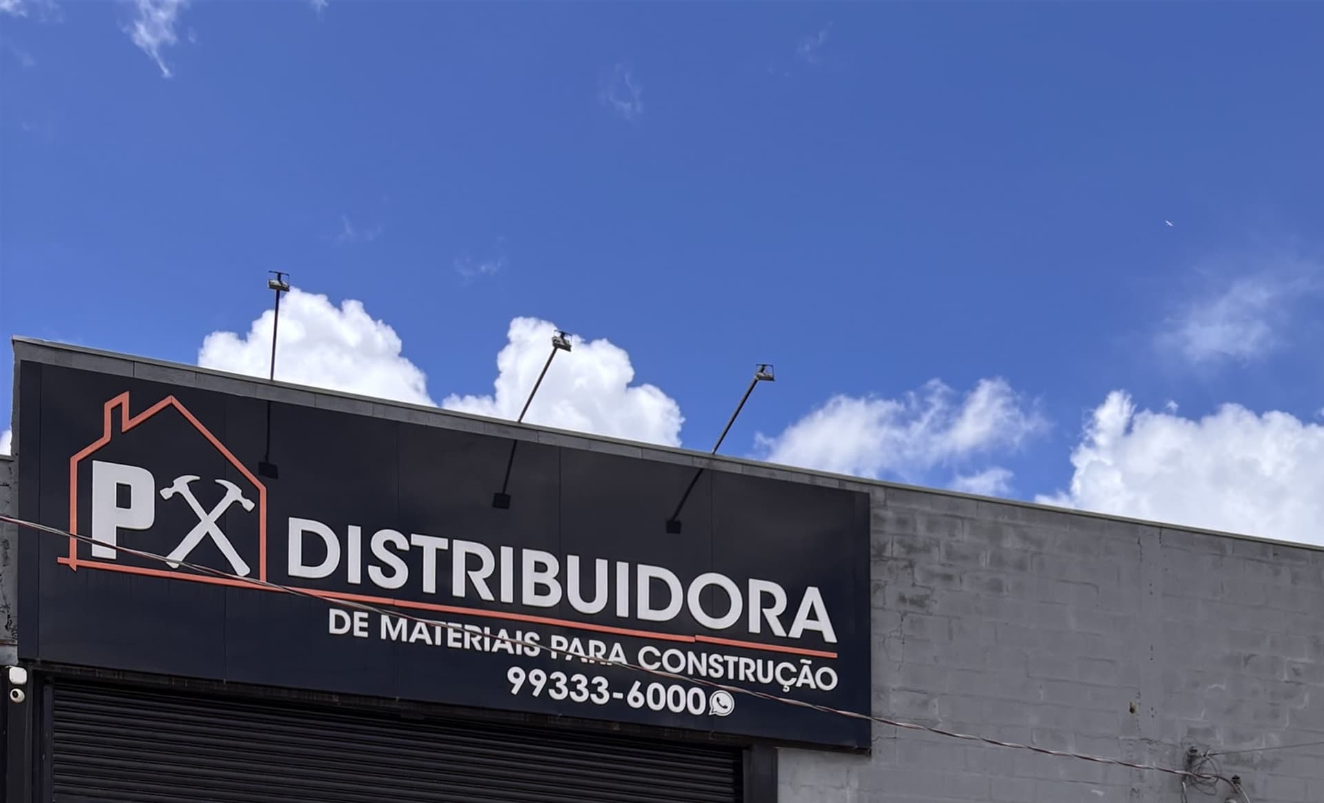 Loja PX Materiais de Construção no Setor Industrial Aeroporto em Anápolis GO